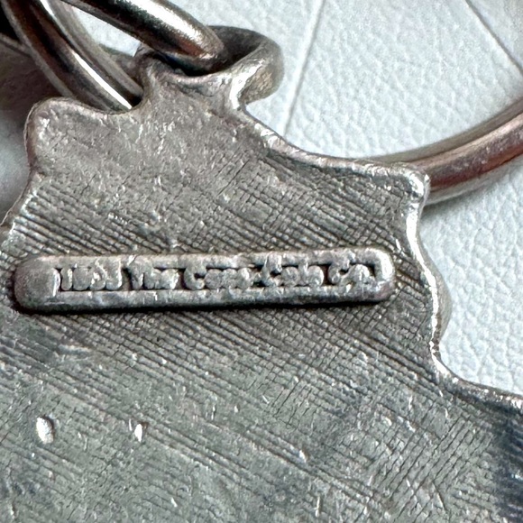 🐻 Hip Vintage 1997 Coca Cola Bear Pewter Silver Holiday Key Chain Ring - Picture 11 of 13